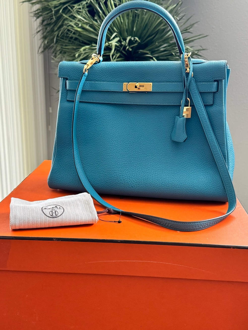 Hermes Kelly GHW turquoise Blue Clemente leather with gold hardware GHW 2014